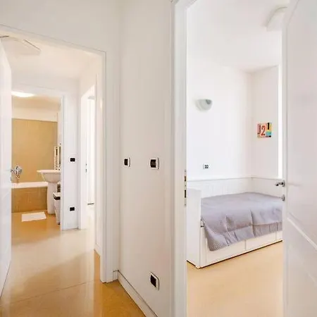 Apartment Casa Robutti A