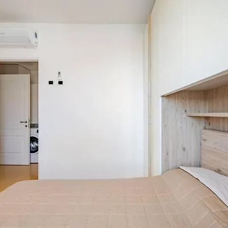 Apartment Casa Robutti A *